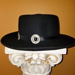 FASHIONABLE RODEO READY HAT